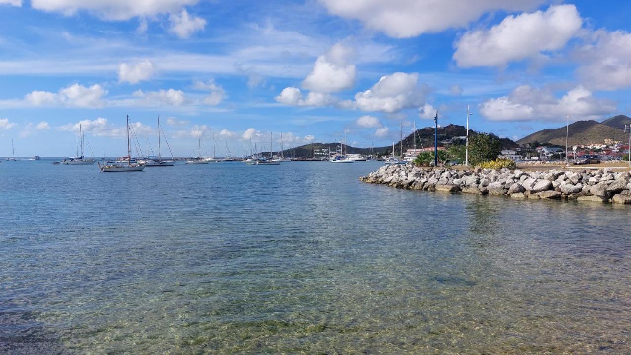 Appartement Pieds Dans L'Eau Vue Mer Acces Plage Et Piscine Marigot  Kültér fotó