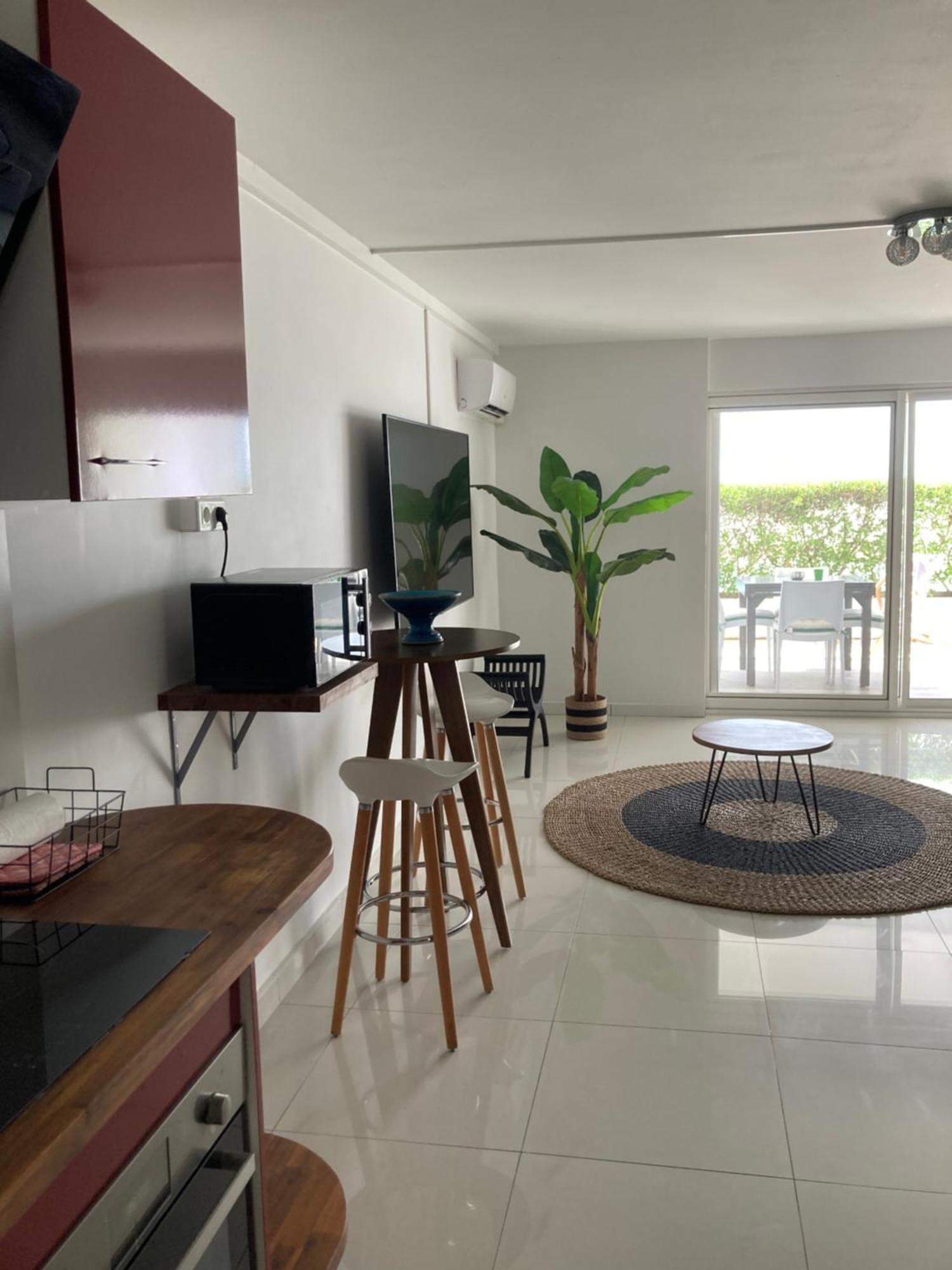 Appartement Pieds Dans L'Eau Vue Mer Acces Plage Et Piscine Marigot  Kültér fotó